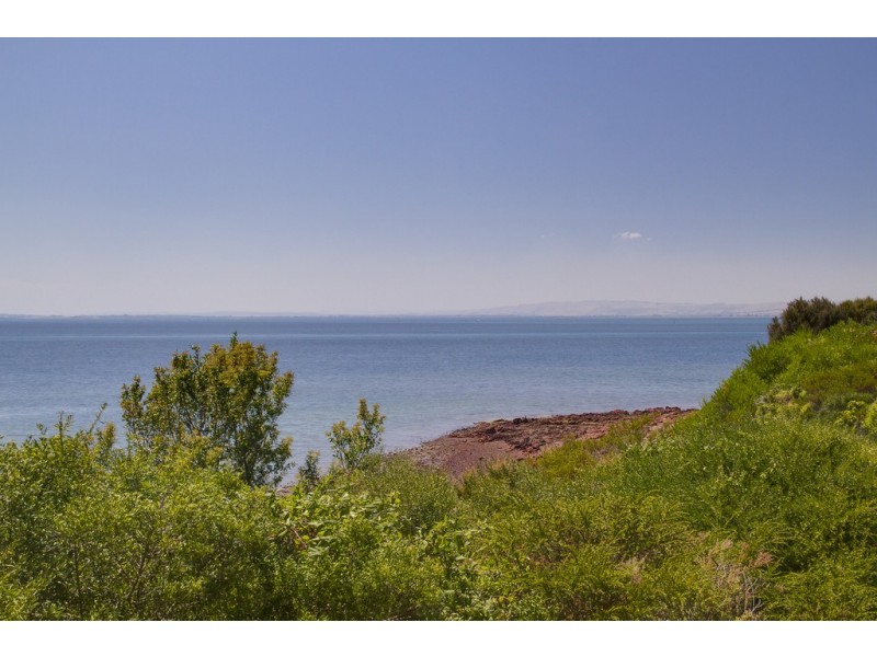 40 Forrest Avenue, Newhaven VIC 3925