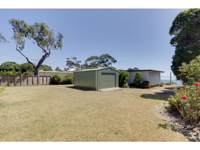 40 Forrest Avenue, Newhaven VIC 3925