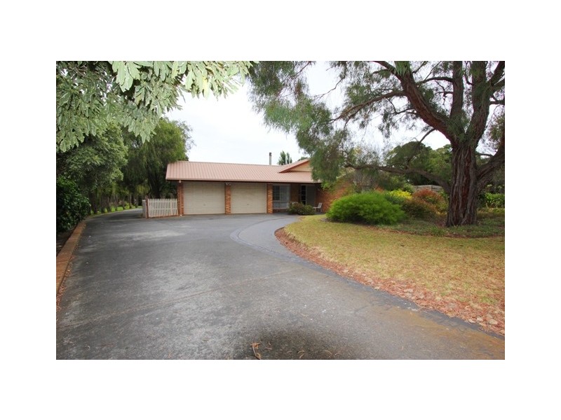 25 Walton Street, Cowes VIC 3922