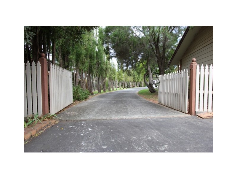 25 Walton Street, Cowes VIC 3922