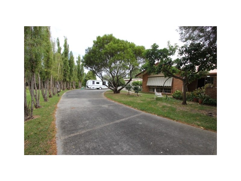 25 Walton Street, Cowes VIC 3922