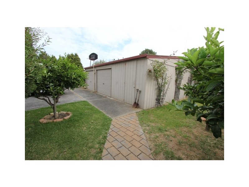 25 Walton Street, Cowes VIC 3922