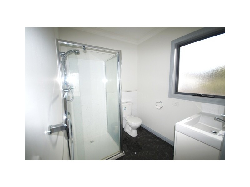 1 Grevilia Close, Cowes VIC 3922
