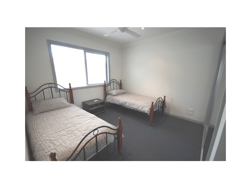 1 Grevilia Close, Cowes VIC 3922
