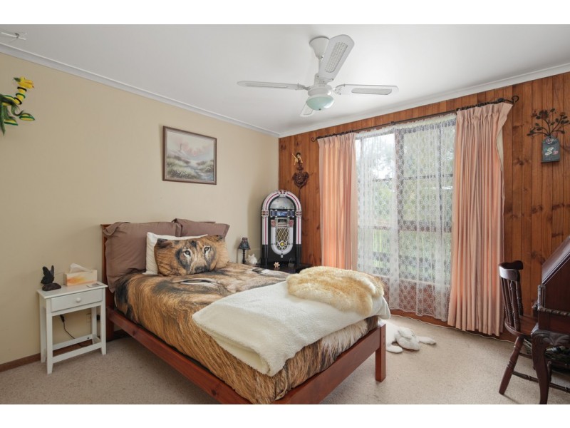 30 Terry Crescent, Wimbledon Heights VIC 3922