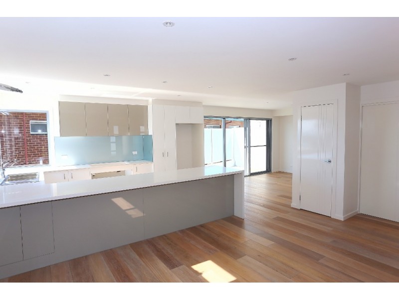 Unit 3, 4 Osbourne Avenue, Cowes VIC 3922