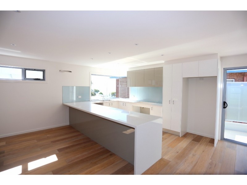 Unit 3, 4 Osbourne Avenue, Cowes VIC 3922