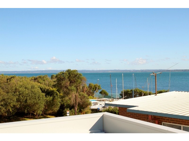 Unit 4, 4 Osbourne Avenue, Cowes VIC 3922