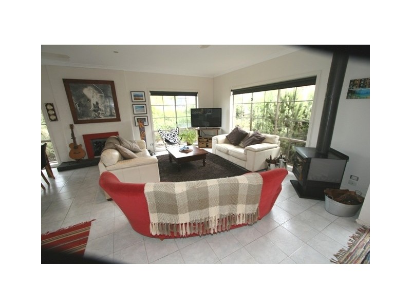 22 Dover Street, Sunderland Bay VIC 3922