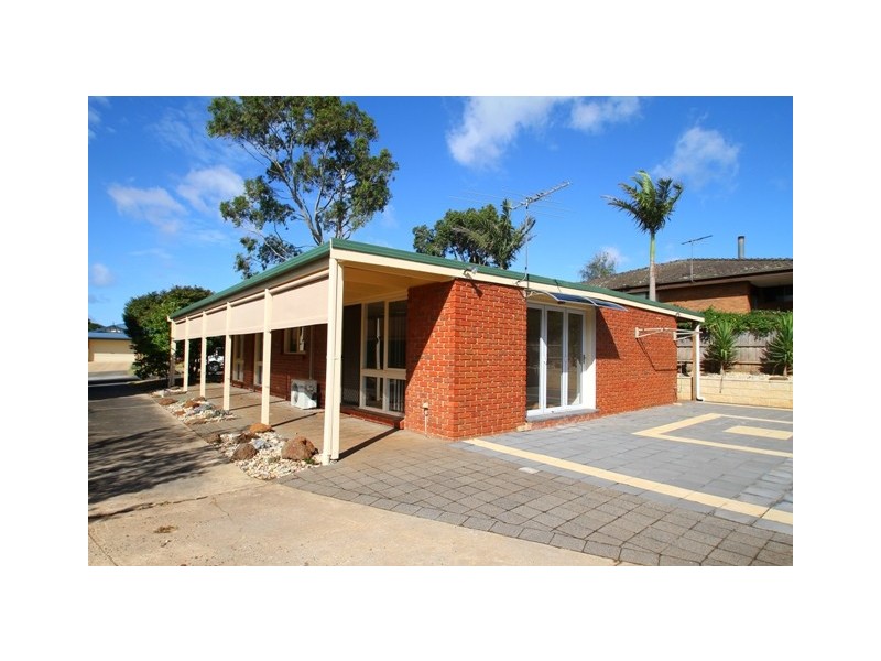 6 West Court, Cowes VIC 3922