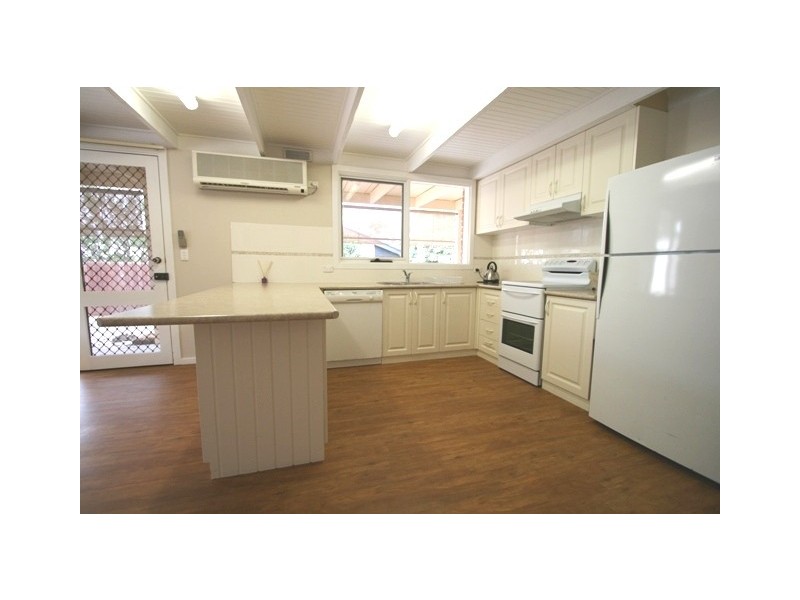 6 West Court, Cowes VIC 3922