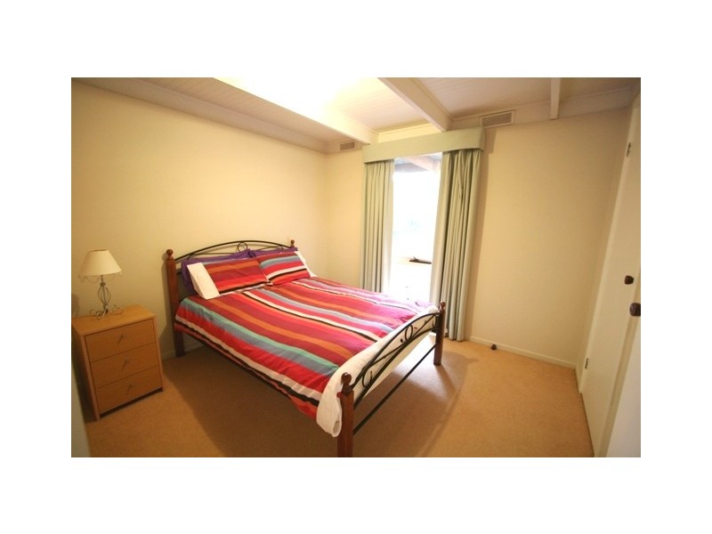 6 West Court, Cowes VIC 3922