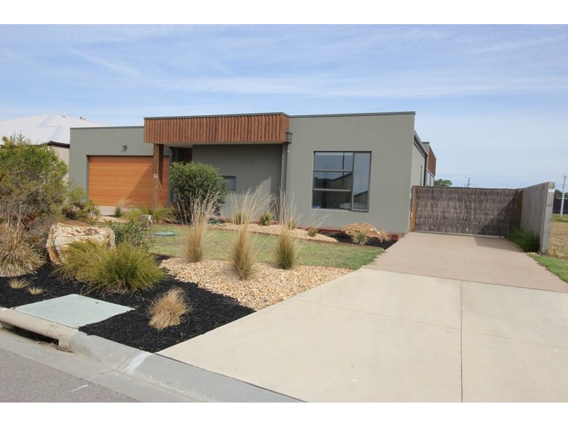 14 Sanctuary Drive, Cowes VIC 3922