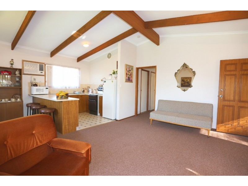 24 Scenic Drive, Cowes VIC 3922