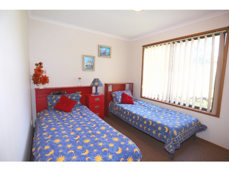 24 Scenic Drive, Cowes VIC 3922