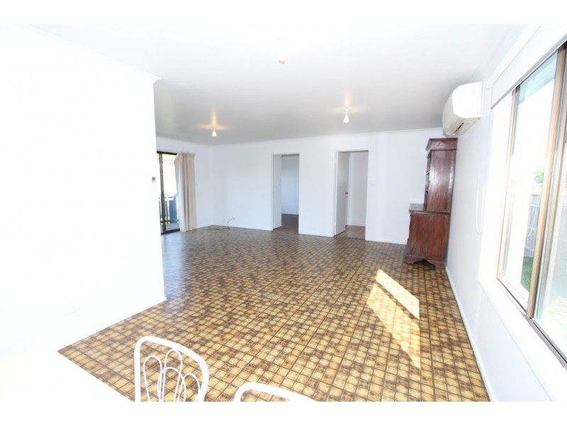 11 Dover Street, Sunderland Bay VIC 3922