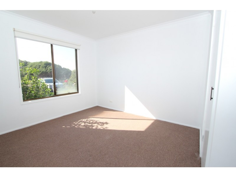 11 Dover Street, Sunderland Bay VIC 3922