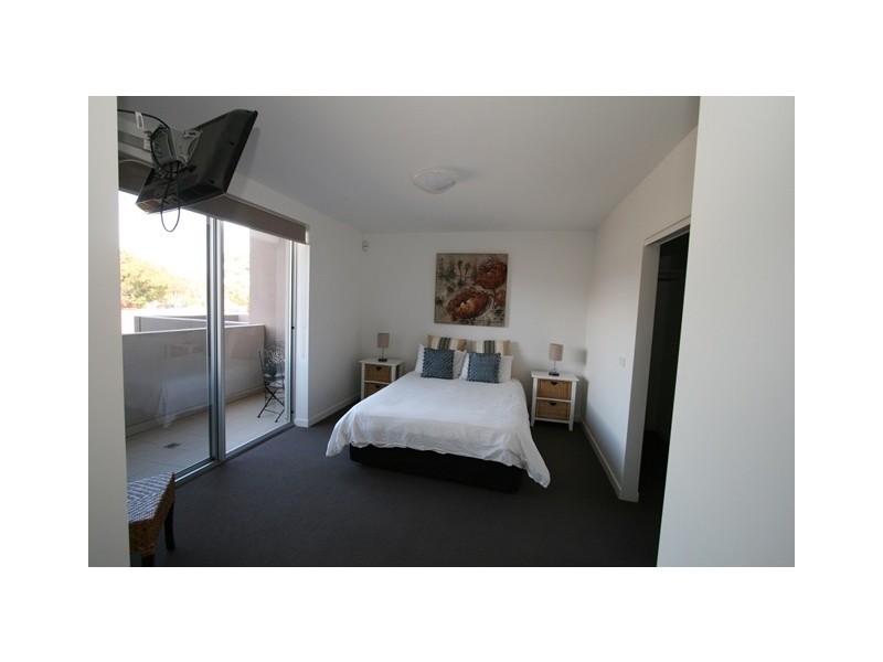 3/157 Marine Parade, San Remo VIC 3925