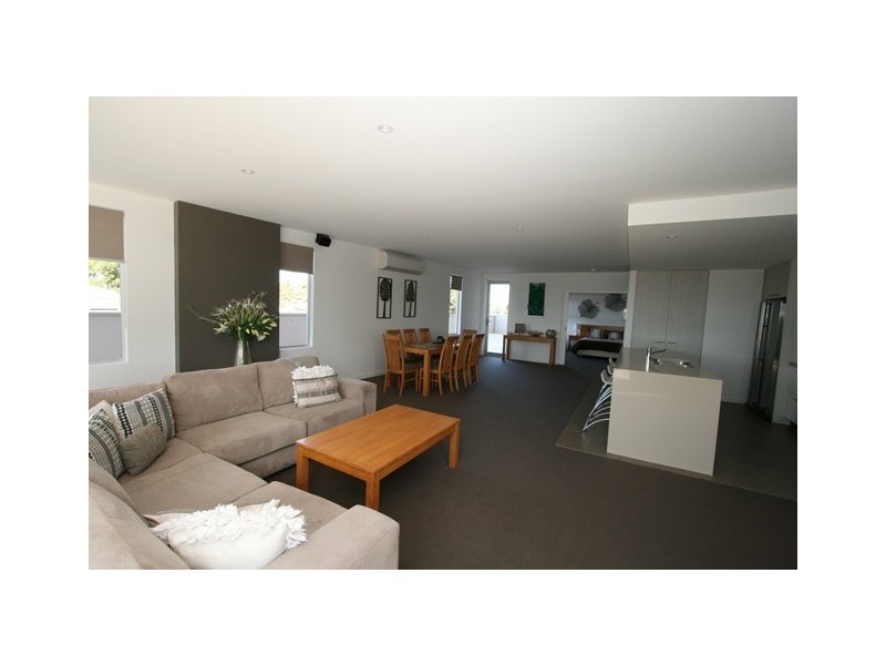 3/157 Marine Parade, San Remo VIC 3925