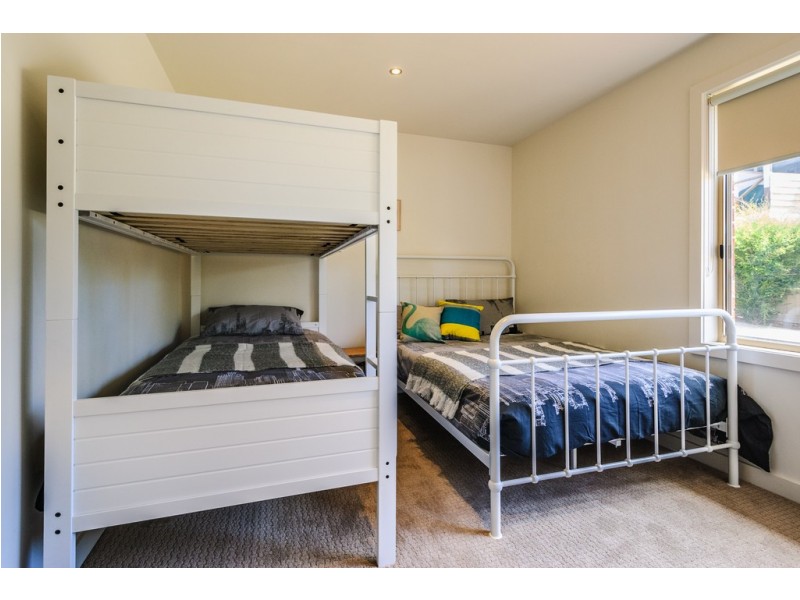 1/283 Settlement Road, Cowes VIC 3922