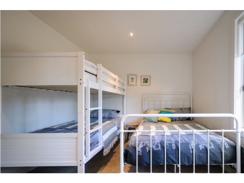 1/283 Settlement Road, Cowes VIC 3922