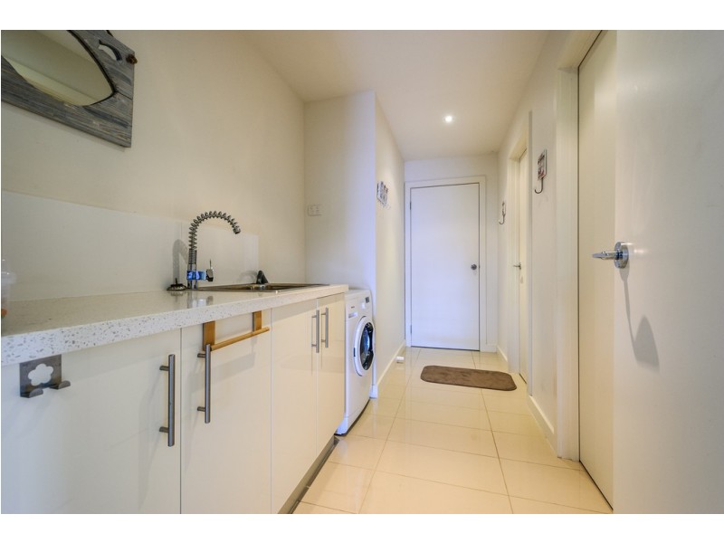 1/283 Settlement Road, Cowes VIC 3922