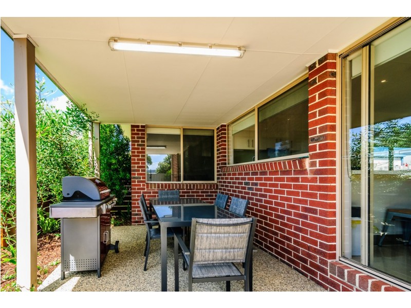 1/283 Settlement Road, Cowes VIC 3922