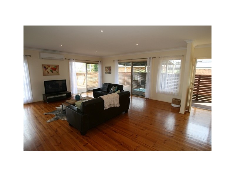 18 Norman Drive, Cowes VIC 3922