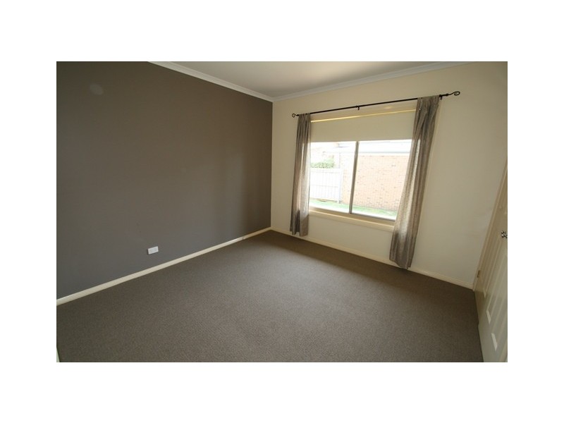 18 Norman Drive, Cowes VIC 3922