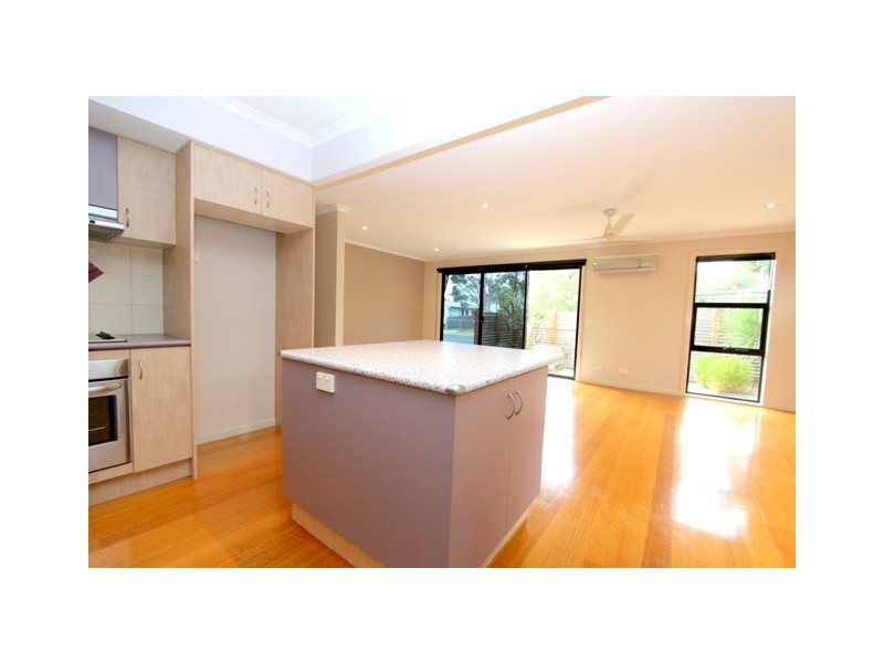 1/22 Justice Road, Cowes VIC 3922