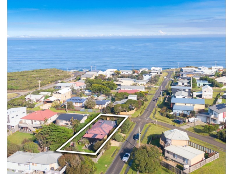 22 Dover Street, Sunderland Bay VIC 3922