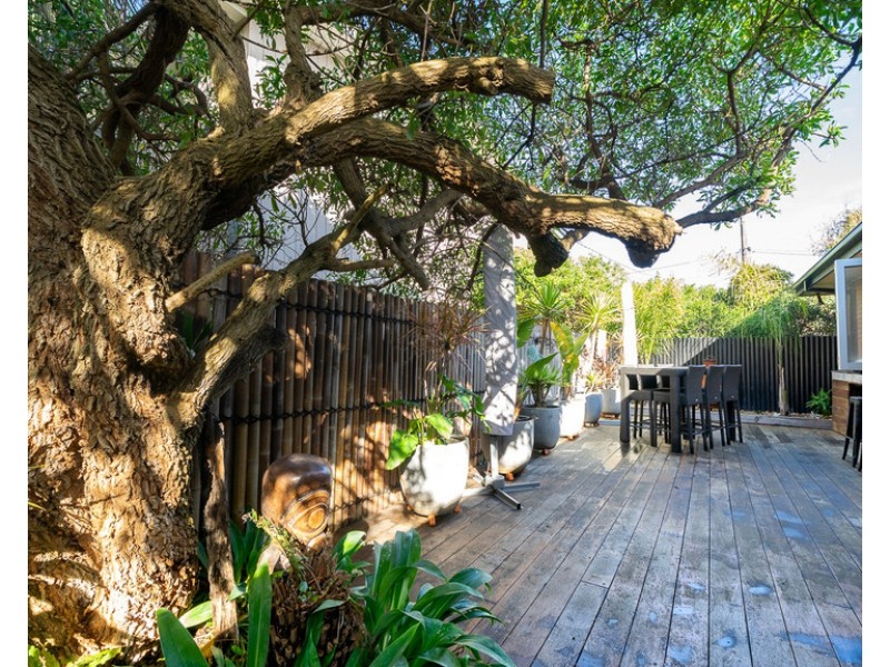 22 Dover Street, Sunderland Bay VIC 3922