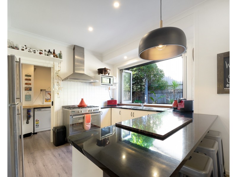 22 Dover Street, Sunderland Bay VIC 3922