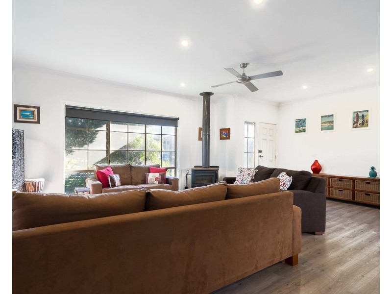 22 Dover Street, Sunderland Bay VIC 3922