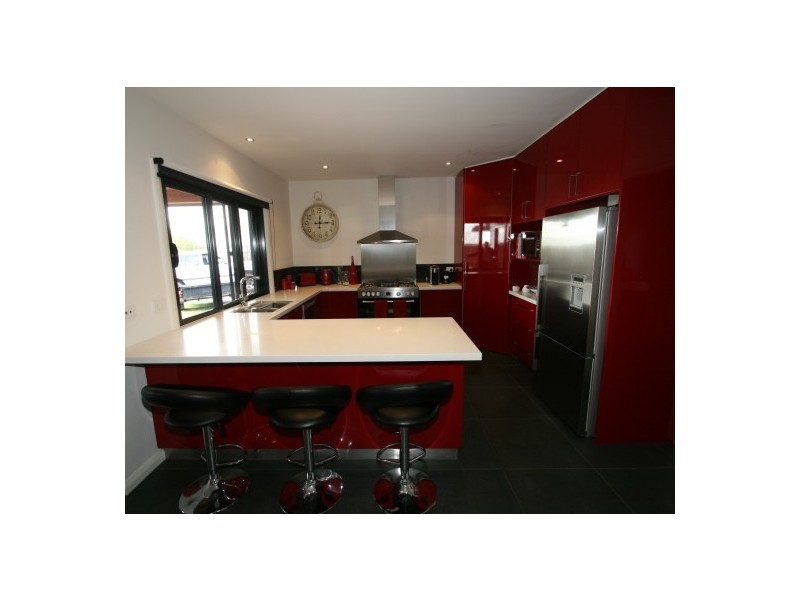 21 Boobook Grove, Cowes VIC 3922