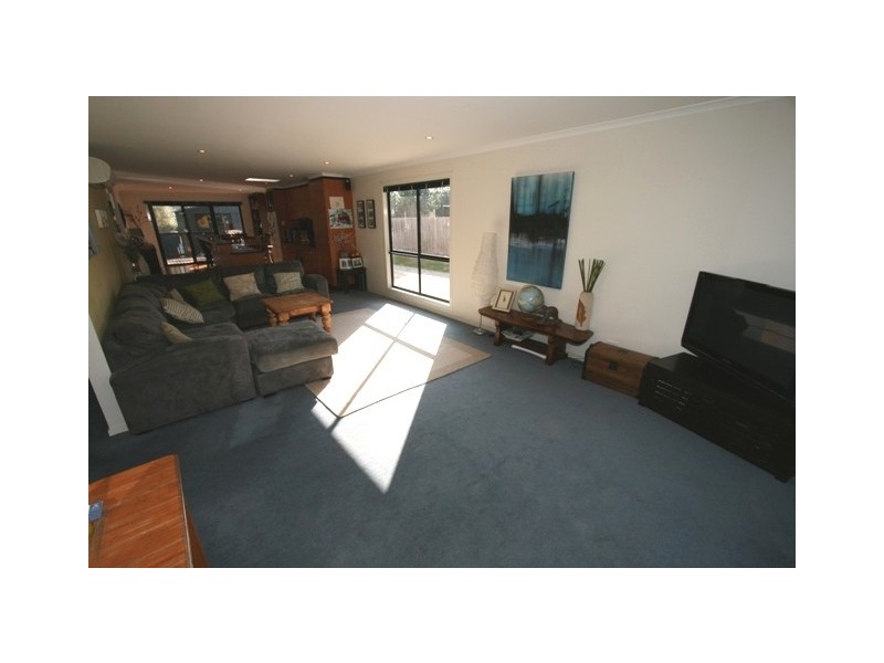 60 Hallway Drive, Wimbledon Heights VIC 3922