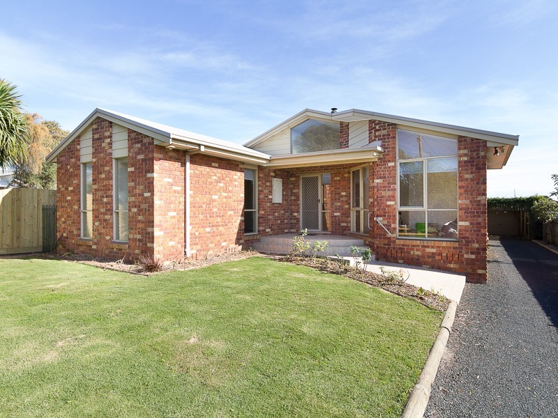 15 Keam Crescent, San Remo VIC 3925