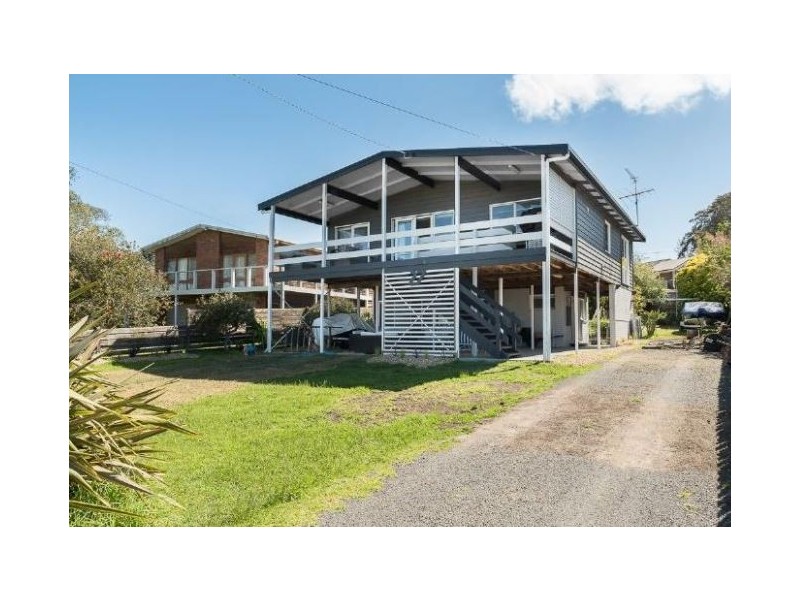 27 Poulter Avenue, Rhyll VIC 3923