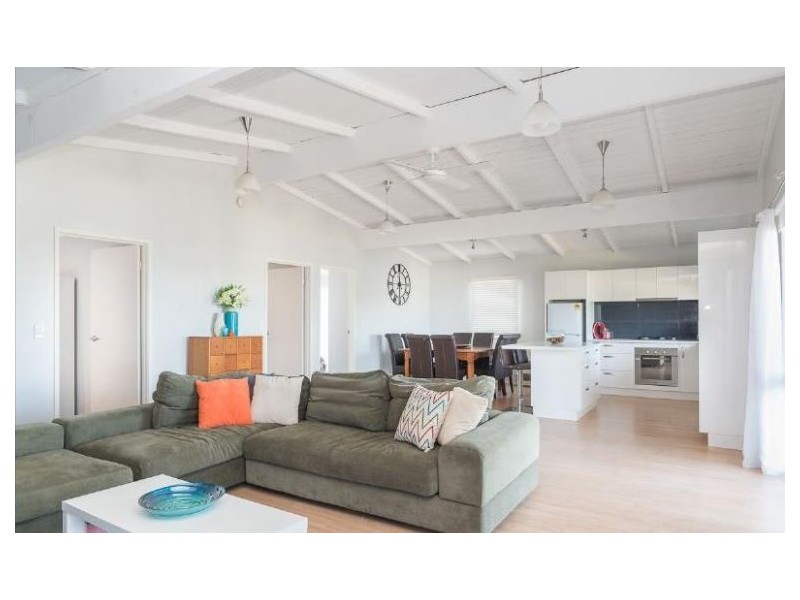 27 Poulter Avenue, Rhyll VIC 3923