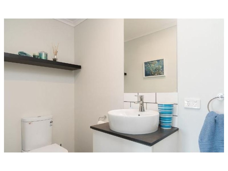 27 Poulter Avenue, Rhyll VIC 3923