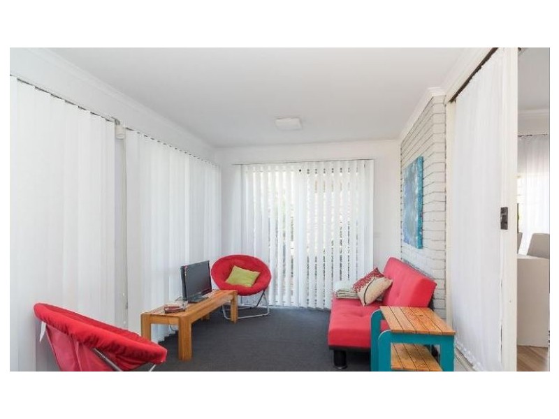 27 Poulter Avenue, Rhyll VIC 3923