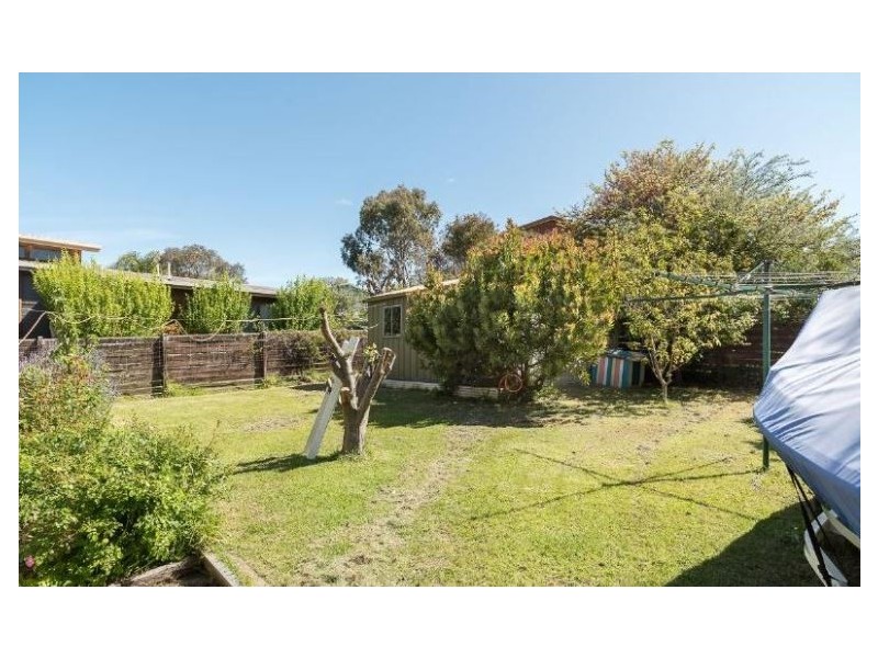 27 Poulter Avenue, Rhyll VIC 3923