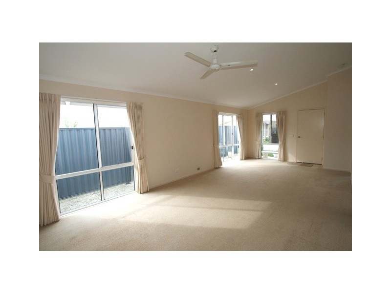 124/48-84 Settlement Road, Cowes VIC 3922