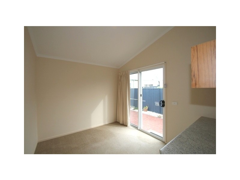 124/48-84 Settlement Road, Cowes VIC 3922