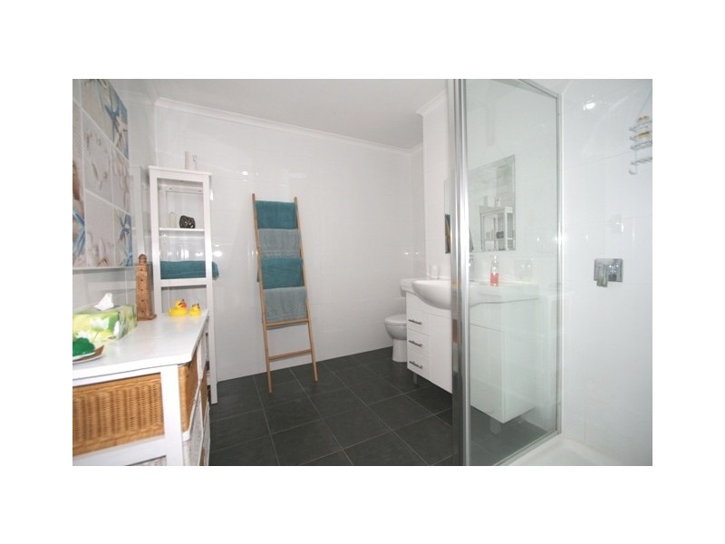 14 Dover Street, Sunderland Bay VIC 3922