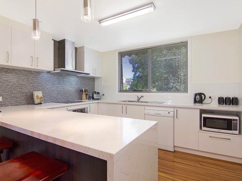 18 Blue Gum Court, Cowes VIC 3922