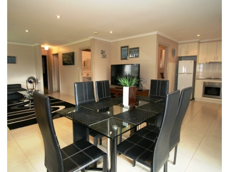 1/4 McHaffie Drive, Cowes VIC 3922