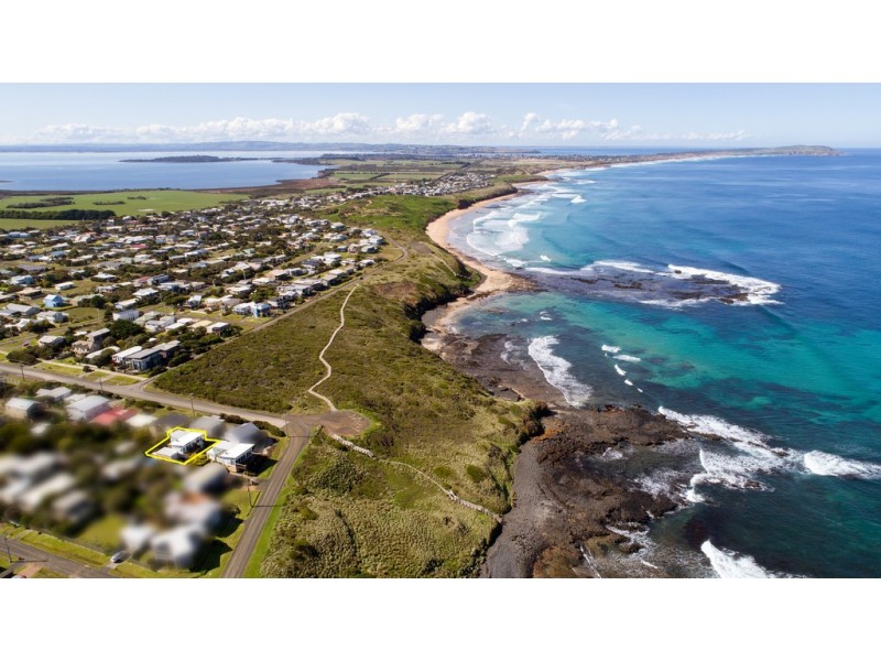 Unit 2, 72 The Esplanade, Sunderland Bay VIC 3922