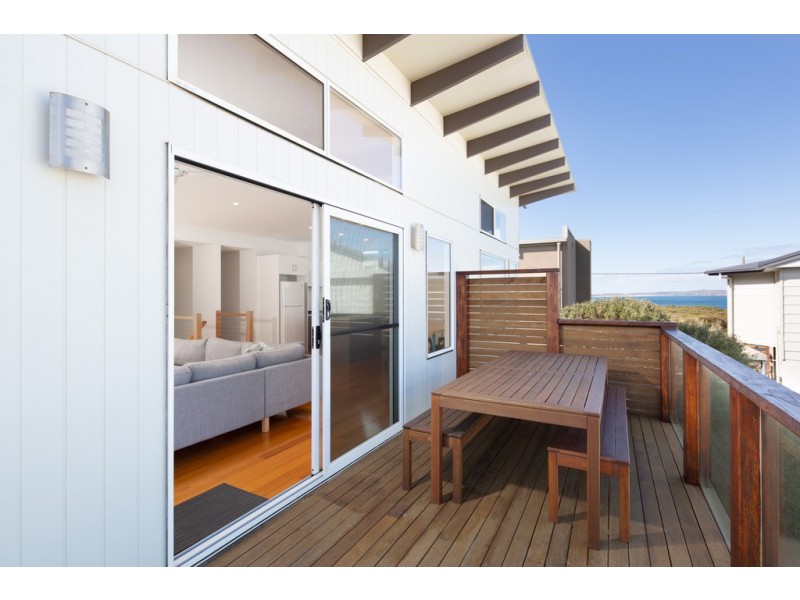 Unit 2, 72 The Esplanade, Sunderland Bay VIC 3922