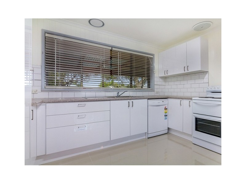 11 Monash Ave, Cowes VIC 3922